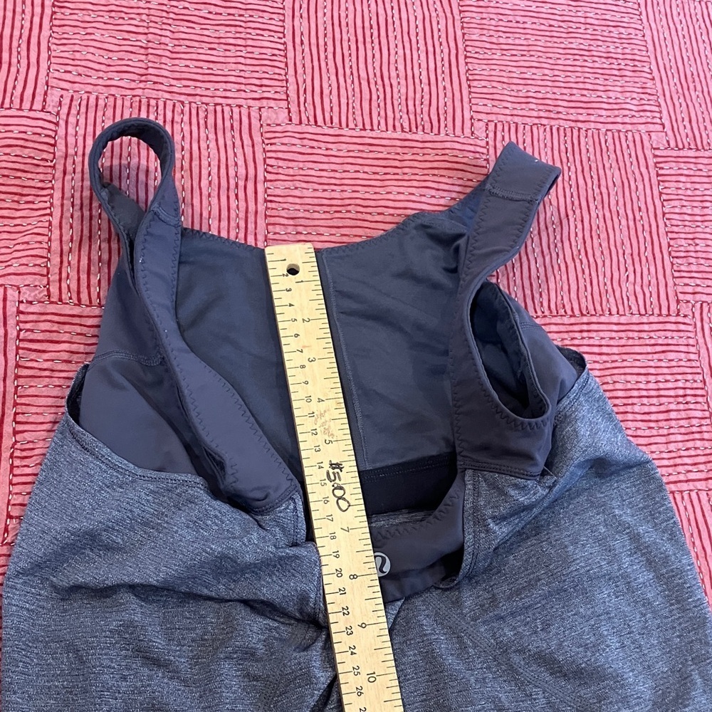 lululemon athletica Charcoal Tank / run / fitness Top with built it bra - Picture 14 of 16